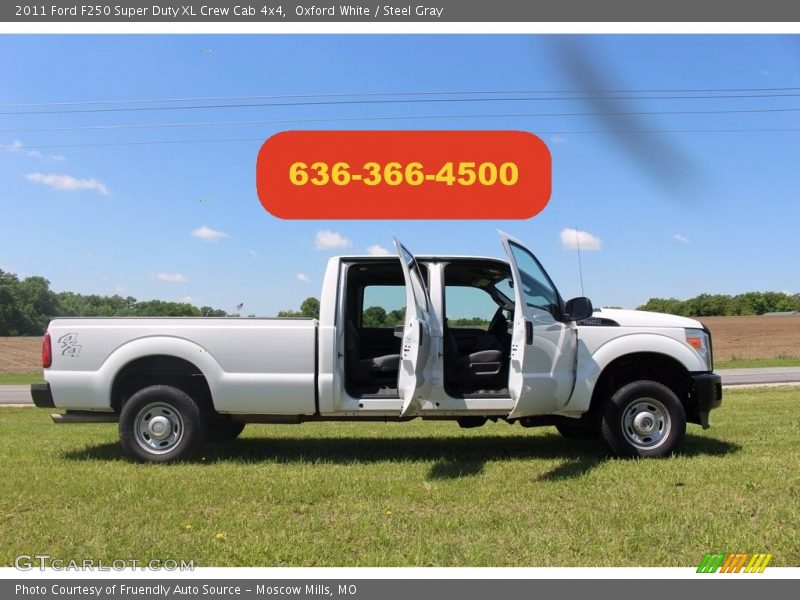 Oxford White / Steel Gray 2011 Ford F250 Super Duty XL Crew Cab 4x4