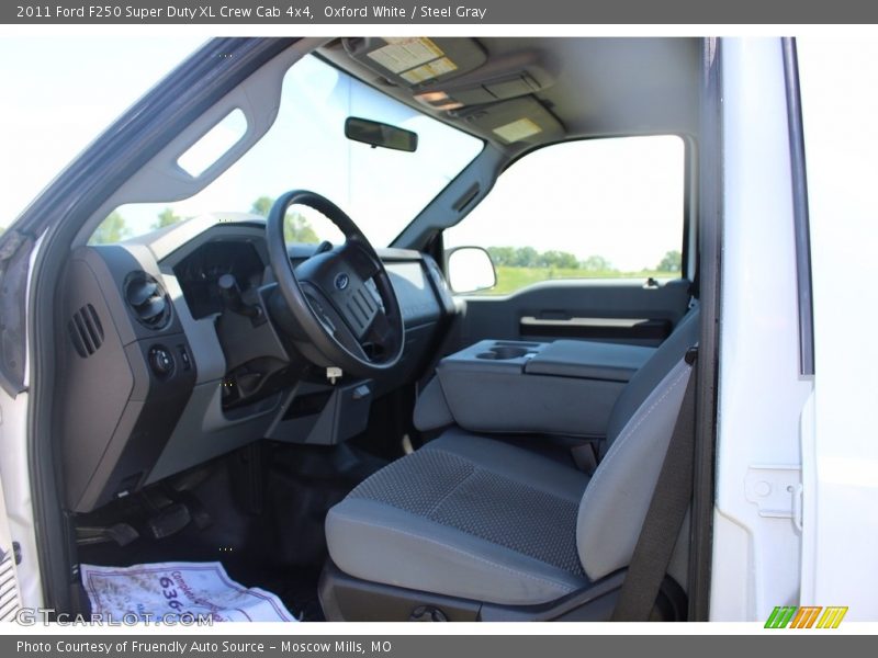 Oxford White / Steel Gray 2011 Ford F250 Super Duty XL Crew Cab 4x4