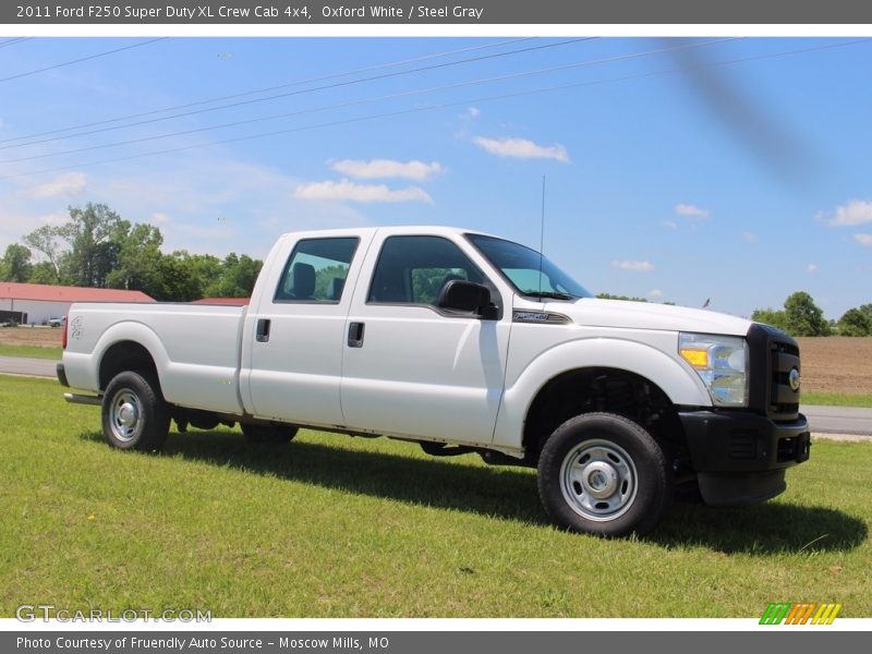 Oxford White / Steel Gray 2011 Ford F250 Super Duty XL Crew Cab 4x4