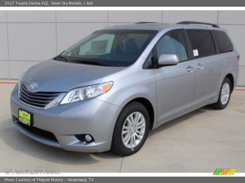 Silver Sky Metallic / Ash 2017 Toyota Sienna XLE