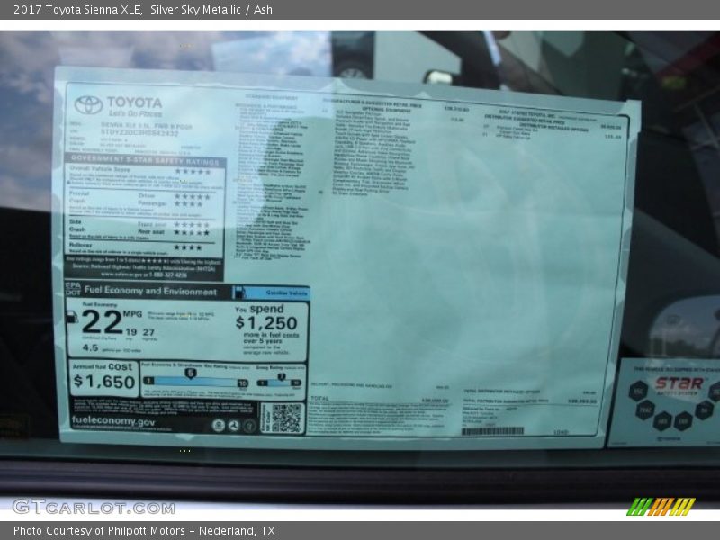 Silver Sky Metallic / Ash 2017 Toyota Sienna XLE