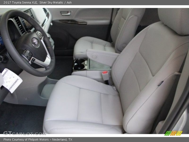 Silver Sky Metallic / Ash 2017 Toyota Sienna XLE