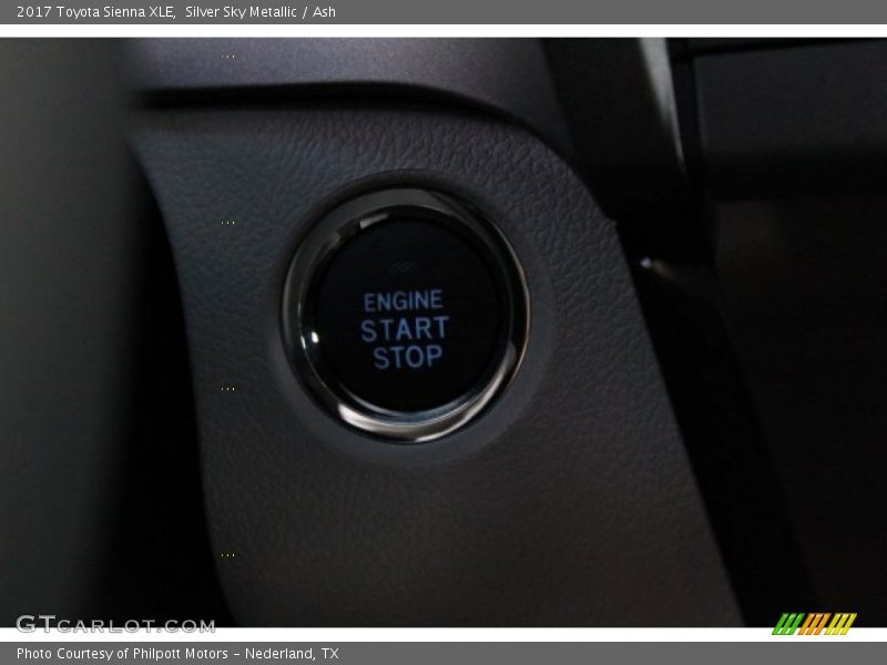 Silver Sky Metallic / Ash 2017 Toyota Sienna XLE