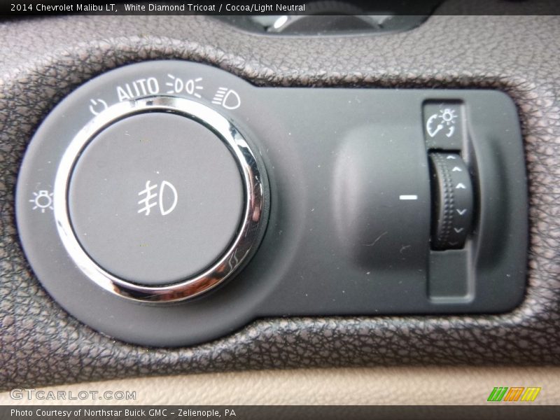White Diamond Tricoat / Cocoa/Light Neutral 2014 Chevrolet Malibu LT