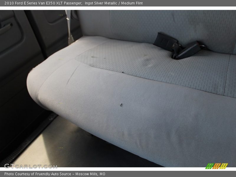 Ingot Silver Metallic / Medium Flint 2010 Ford E Series Van E350 XLT Passenger