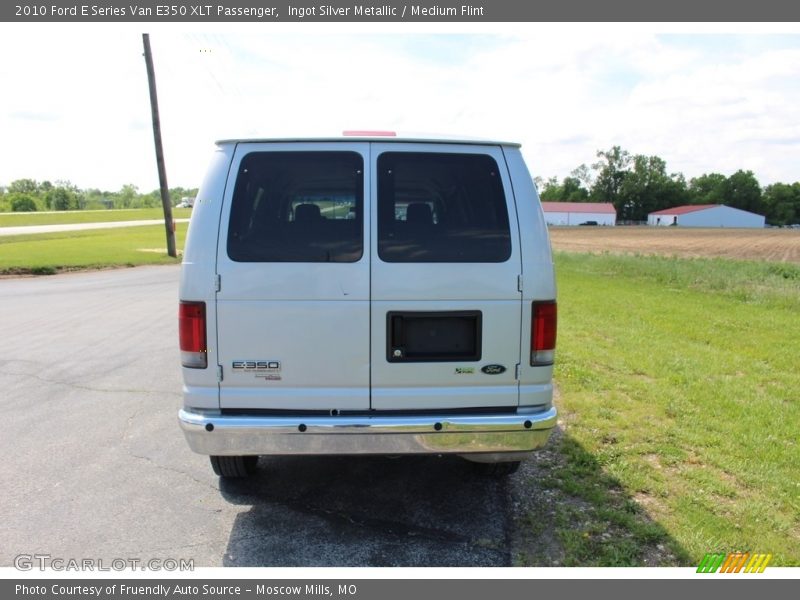 Ingot Silver Metallic / Medium Flint 2010 Ford E Series Van E350 XLT Passenger