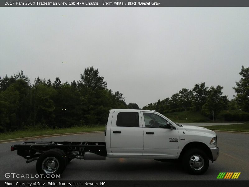 Bright White / Black/Diesel Gray 2017 Ram 3500 Tradesman Crew Cab 4x4 Chassis