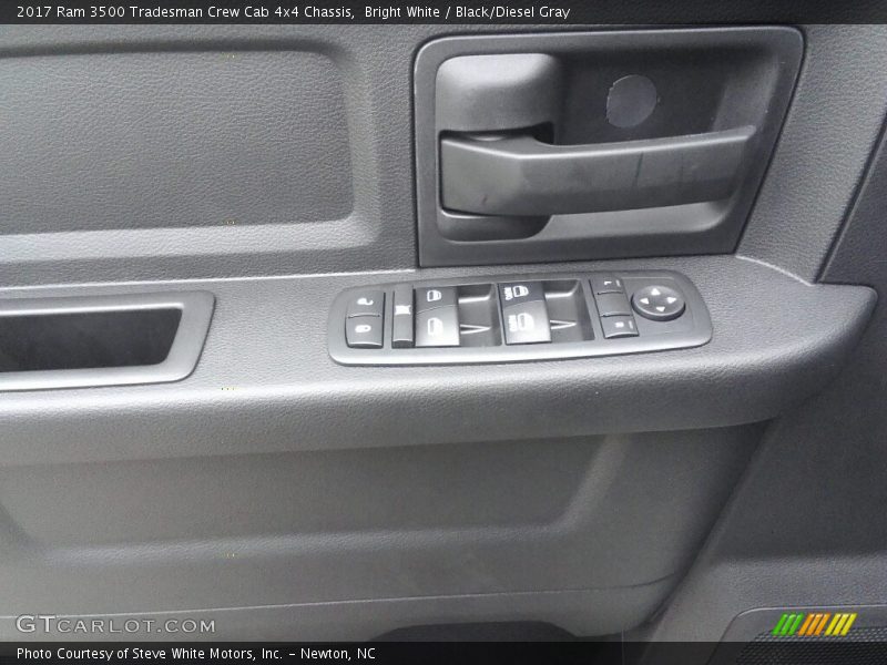 Bright White / Black/Diesel Gray 2017 Ram 3500 Tradesman Crew Cab 4x4 Chassis