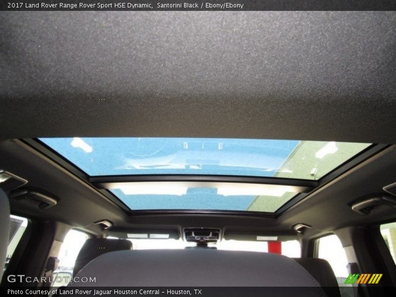 Sunroof of 2017 Range Rover Sport HSE Dynamic