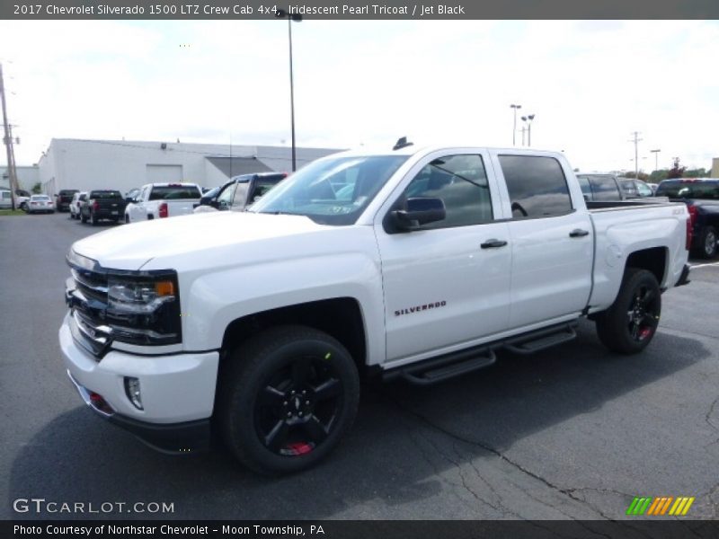 Front 3/4 View of 2017 Silverado 1500 LTZ Crew Cab 4x4