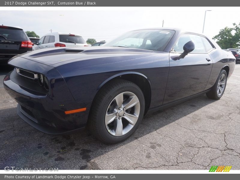 Front 3/4 View of 2017 Challenger SXT