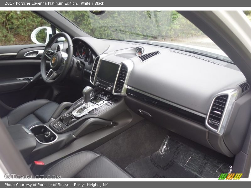 Dashboard of 2017 Cayenne Platinum Edition