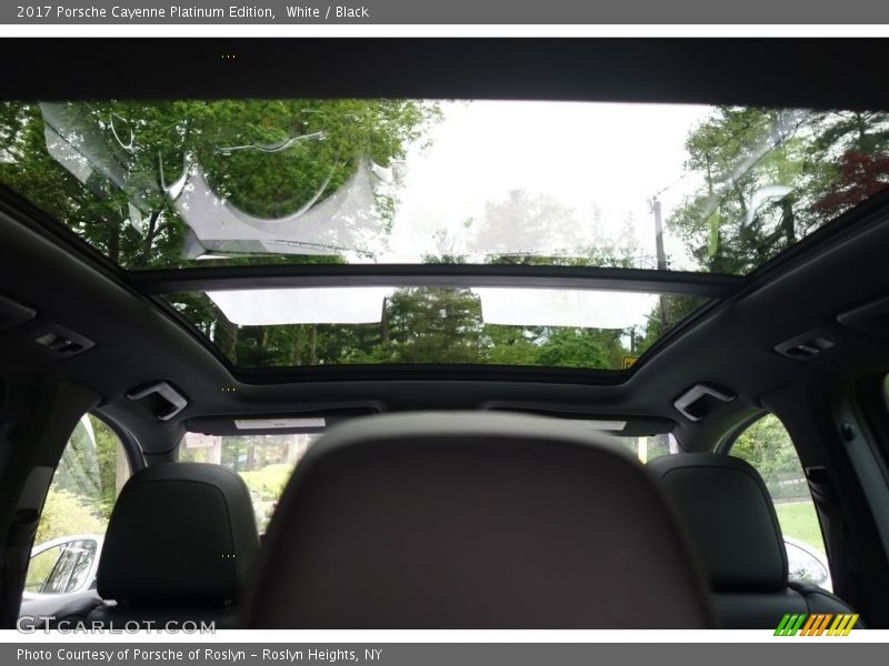 Sunroof of 2017 Cayenne Platinum Edition