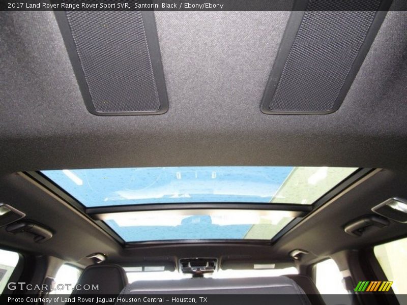 Sunroof of 2017 Range Rover Sport SVR