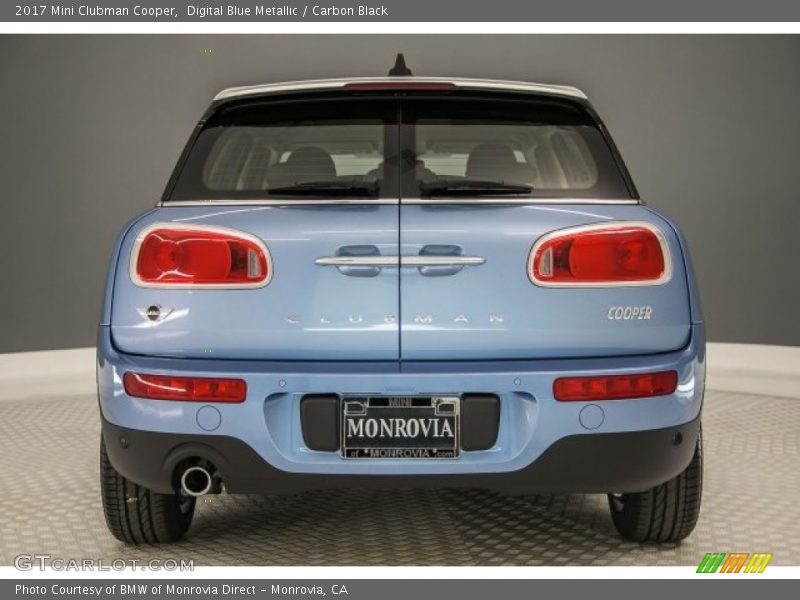 Digital Blue Metallic / Carbon Black 2017 Mini Clubman Cooper