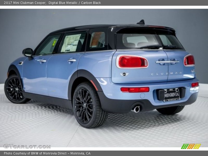 Digital Blue Metallic / Carbon Black 2017 Mini Clubman Cooper