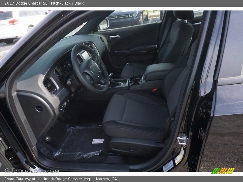 Pitch-Black / Black 2017 Dodge Charger SE