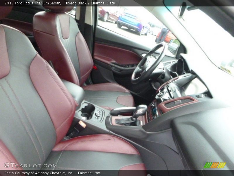 Tuxedo Black / Charcoal Black 2013 Ford Focus Titanium Sedan