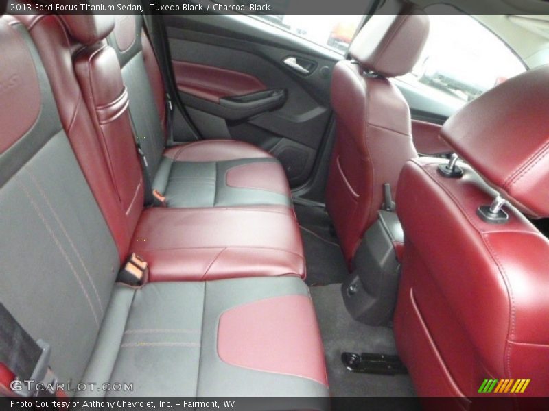 Tuxedo Black / Charcoal Black 2013 Ford Focus Titanium Sedan