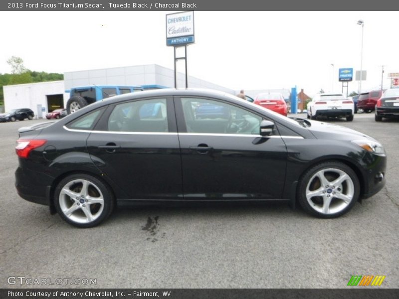 Tuxedo Black / Charcoal Black 2013 Ford Focus Titanium Sedan