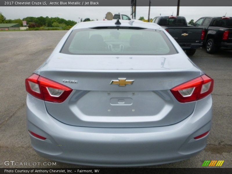 Arctic Blue Metallic / Jet Black 2017 Chevrolet Cruze LS