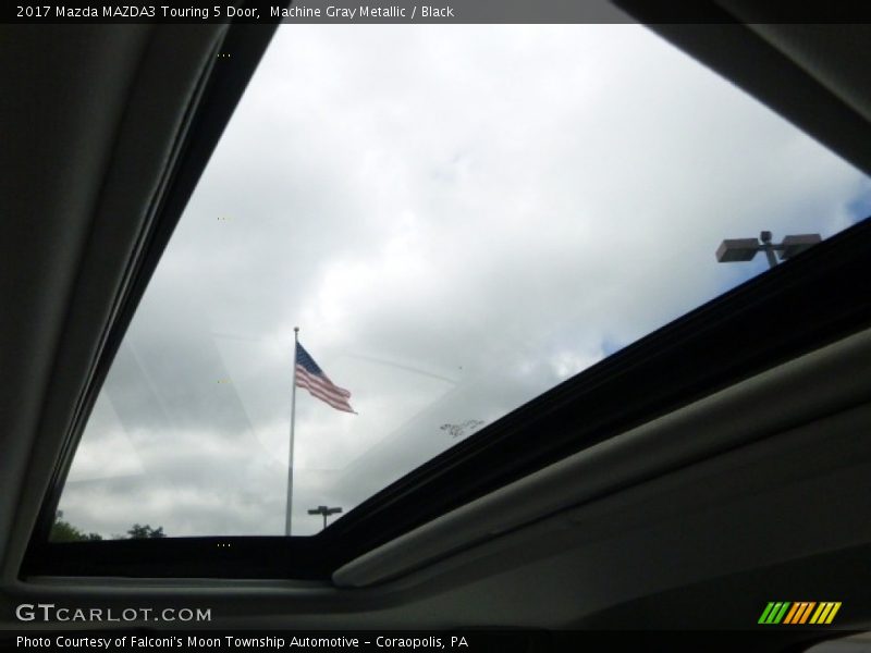 Sunroof of 2017 MAZDA3 Touring 5 Door