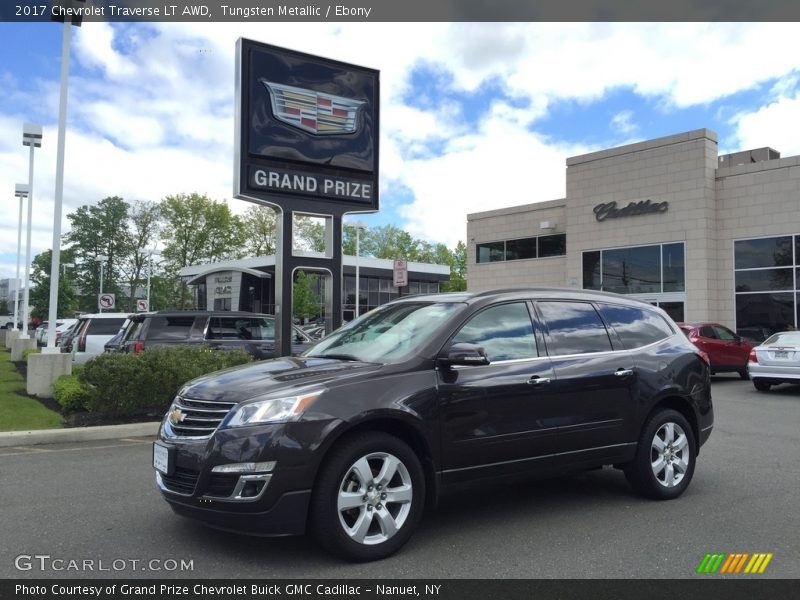 Tungsten Metallic / Ebony 2017 Chevrolet Traverse LT AWD