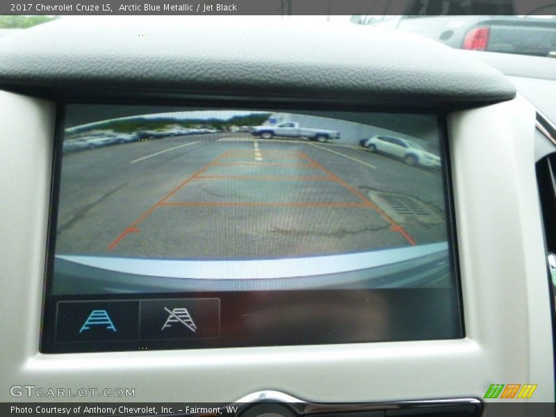 Arctic Blue Metallic / Jet Black 2017 Chevrolet Cruze LS