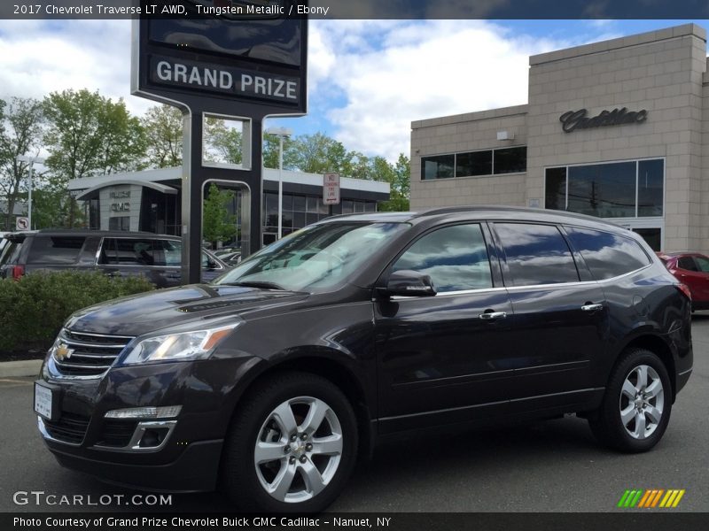 Tungsten Metallic / Ebony 2017 Chevrolet Traverse LT AWD