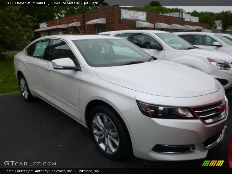 Silver Ice Metallic / Jet Black 2017 Chevrolet Impala LT