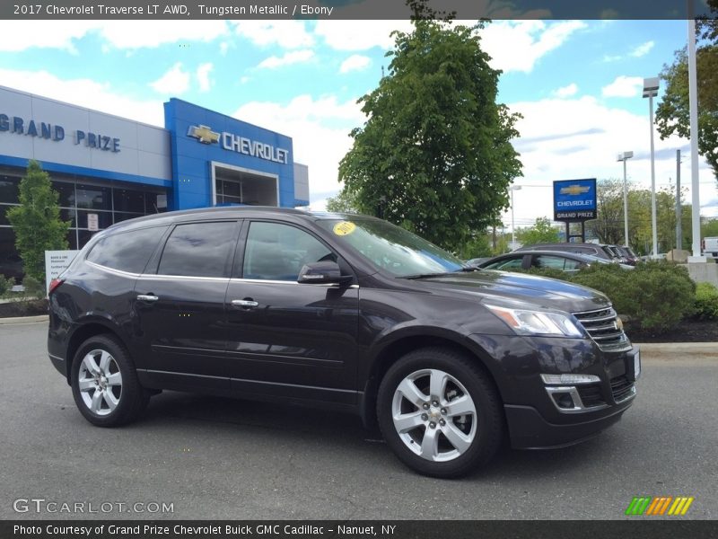 Tungsten Metallic / Ebony 2017 Chevrolet Traverse LT AWD