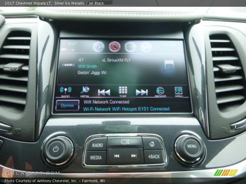 Silver Ice Metallic / Jet Black 2017 Chevrolet Impala LT