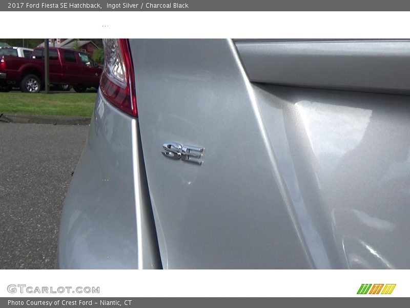Ingot Silver / Charcoal Black 2017 Ford Fiesta SE Hatchback