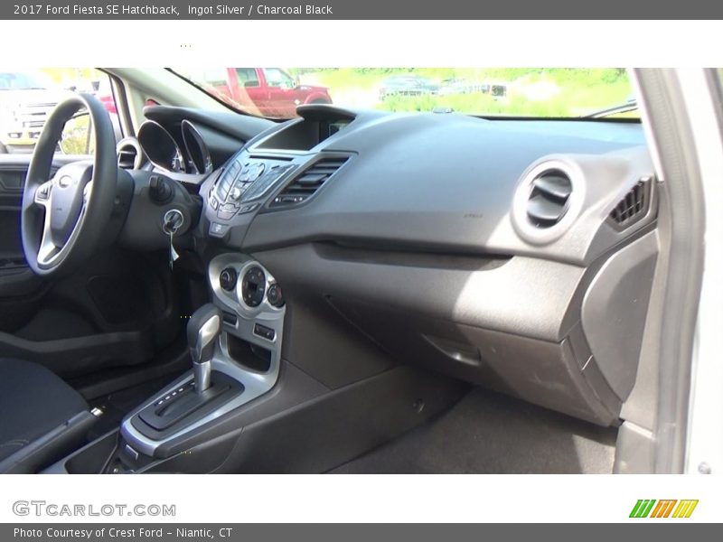 Ingot Silver / Charcoal Black 2017 Ford Fiesta SE Hatchback