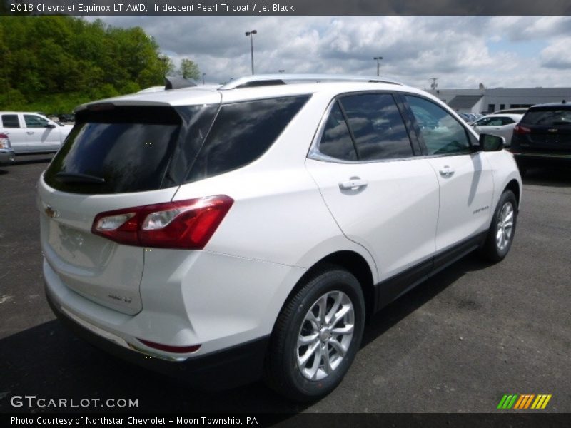 Iridescent Pearl Tricoat / Jet Black 2018 Chevrolet Equinox LT AWD