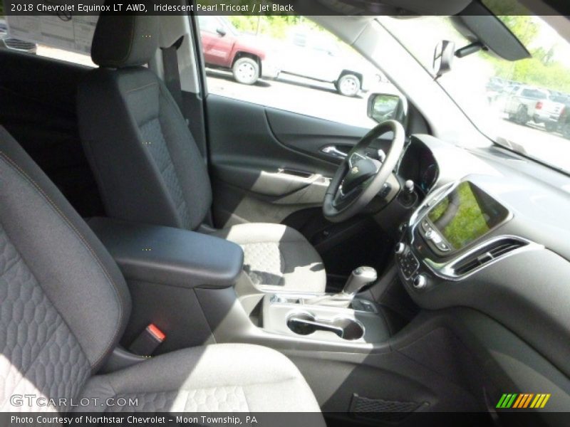 Iridescent Pearl Tricoat / Jet Black 2018 Chevrolet Equinox LT AWD