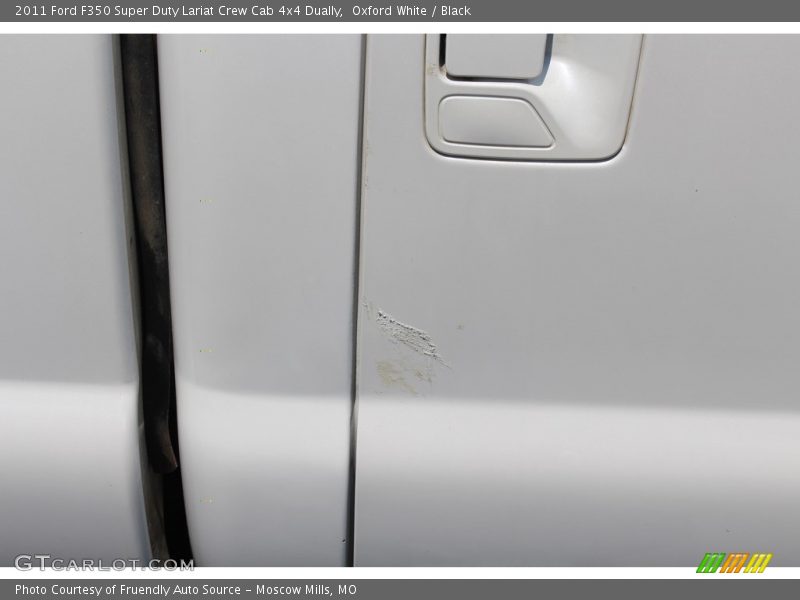 Oxford White / Black 2011 Ford F350 Super Duty Lariat Crew Cab 4x4 Dually