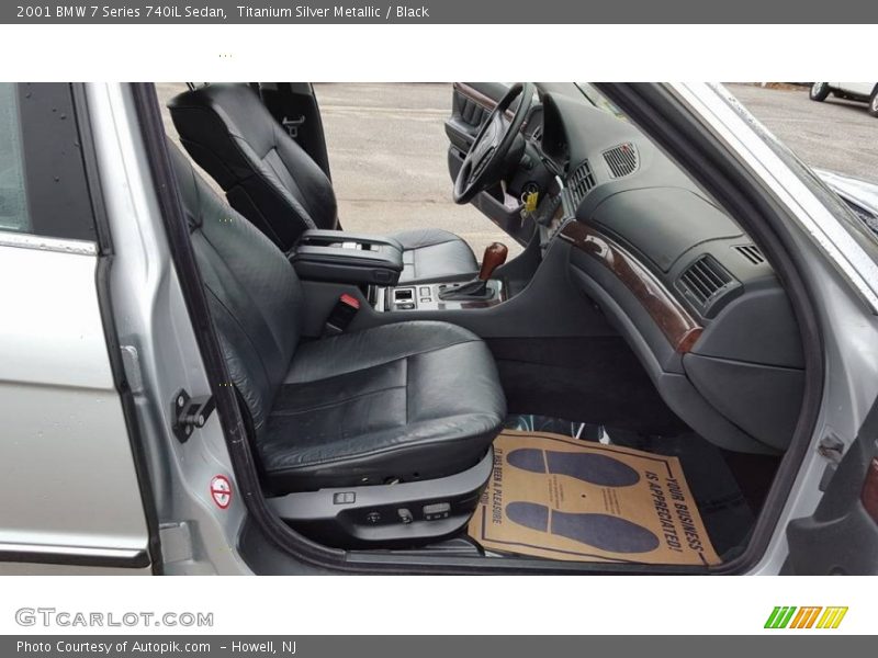 Titanium Silver Metallic / Black 2001 BMW 7 Series 740iL Sedan