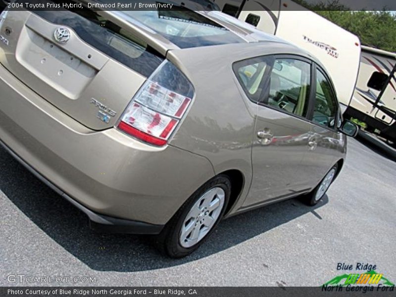 Driftwood Pearl / Brown/Ivory 2004 Toyota Prius Hybrid