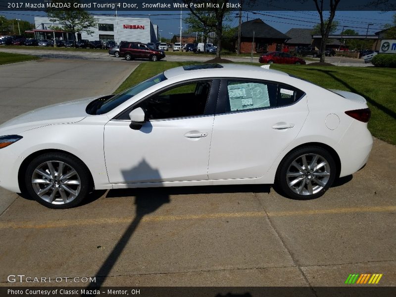 Snowflake White Pearl Mica / Black 2017 Mazda MAZDA3 Grand Touring 4 Door