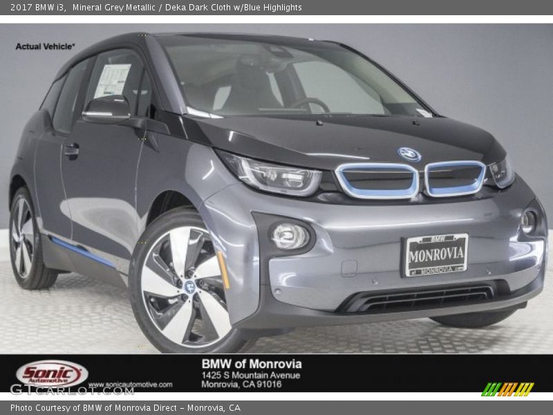 Mineral Grey Metallic / Deka Dark Cloth w/Blue Highlights 2017 BMW i3