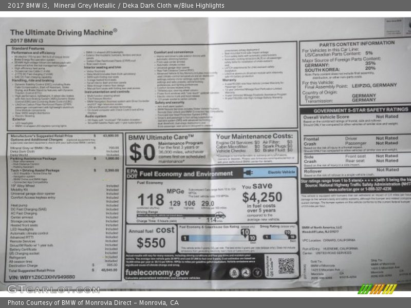 Mineral Grey Metallic / Deka Dark Cloth w/Blue Highlights 2017 BMW i3