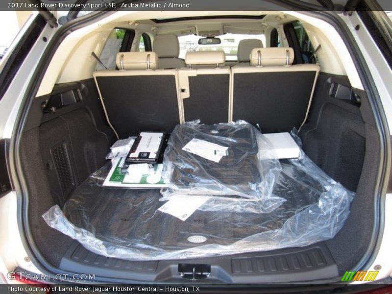 Aruba Metallic / Almond 2017 Land Rover Discovery Sport HSE