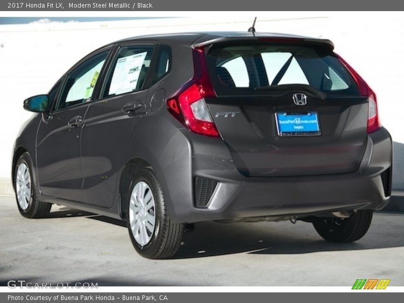Modern Steel Metallic / Black 2017 Honda Fit LX