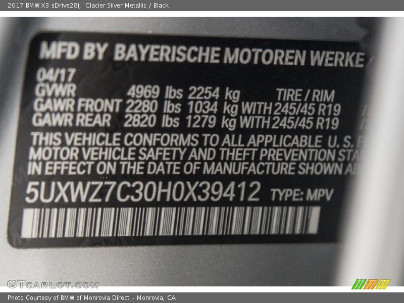 Glacier Silver Metallic / Black 2017 BMW X3 sDrive28i