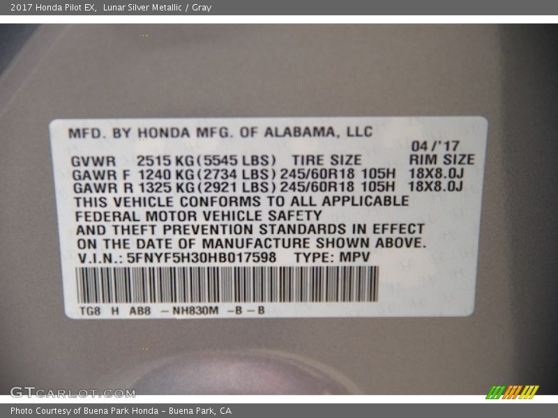 Lunar Silver Metallic / Gray 2017 Honda Pilot EX