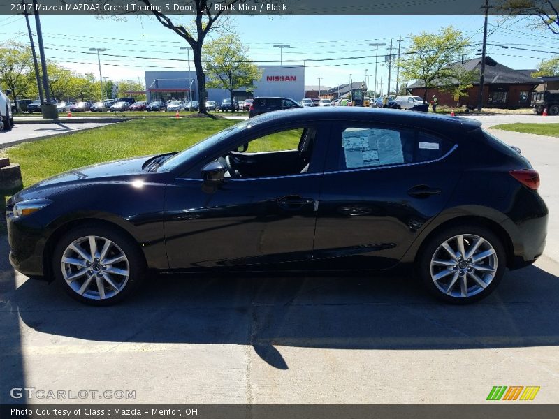Jet Black Mica / Black 2017 Mazda MAZDA3 Grand Touring 5 Door