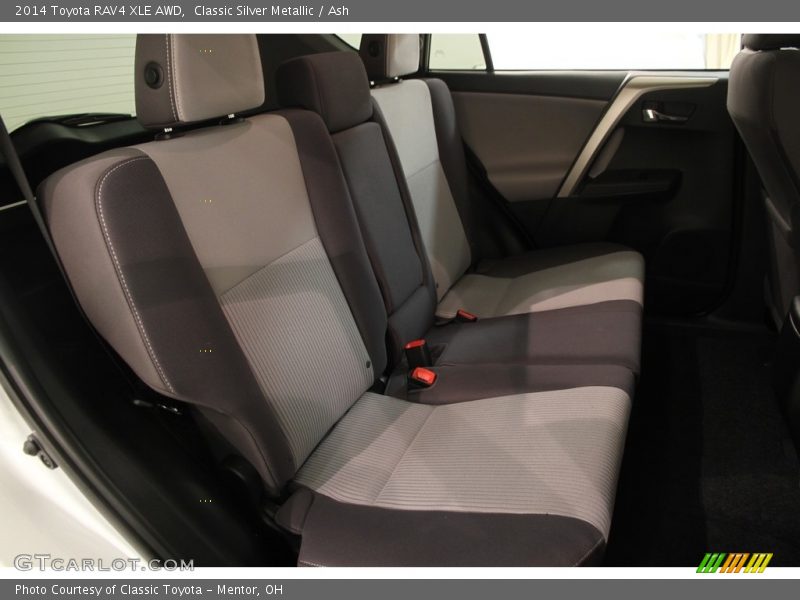 Classic Silver Metallic / Ash 2014 Toyota RAV4 XLE AWD