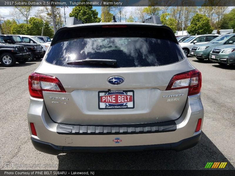Tungsten Metallic / Warm Ivory 2017 Subaru Outback 2.5i Premium