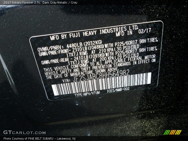 Dark Gray Metallic / Gray 2017 Subaru Forester 2.5i